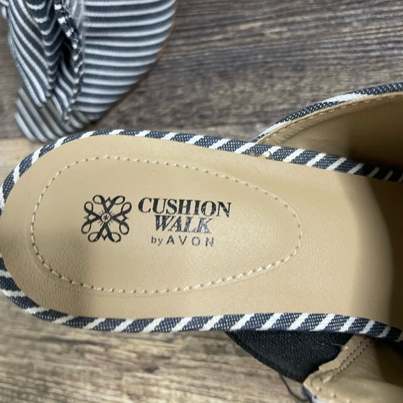 Heels Cushion Walk By Avon - Picture 5 of 6